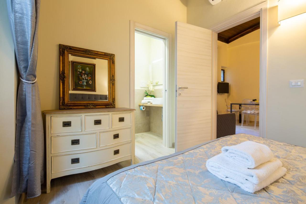 Duomo Apartments By Mmega Firenze Bagian luar foto