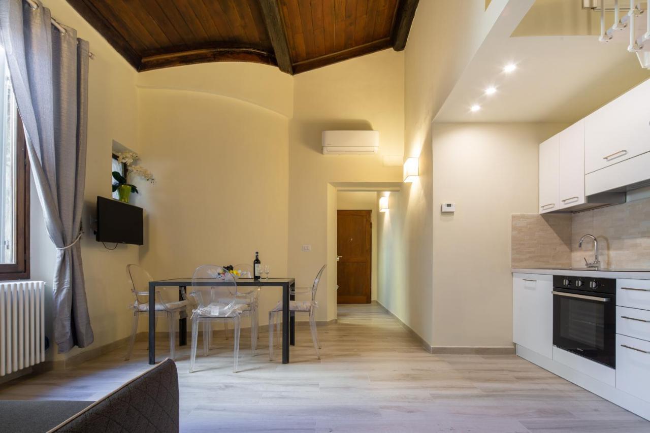 Duomo Apartments By Mmega Firenze Bagian luar foto