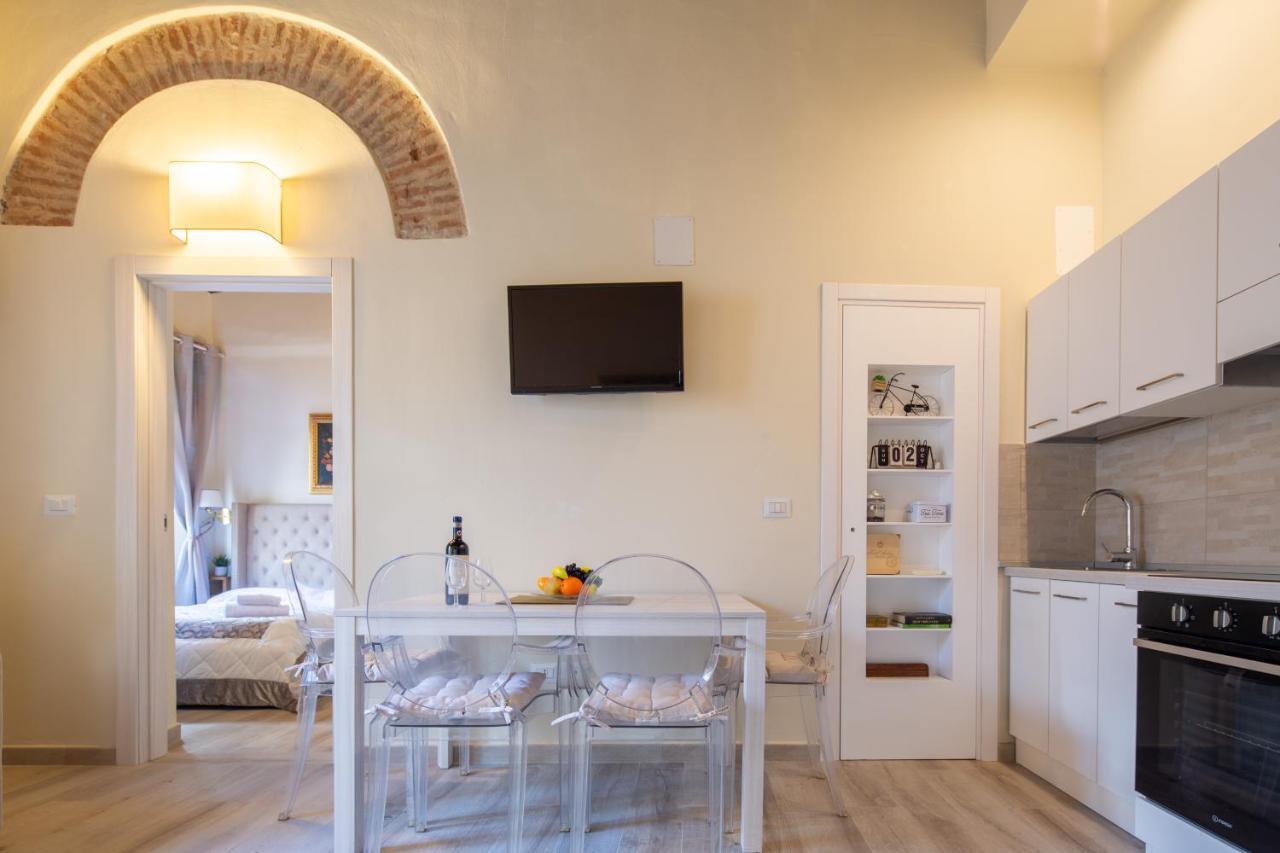 Duomo Apartments By Mmega Firenze Bagian luar foto