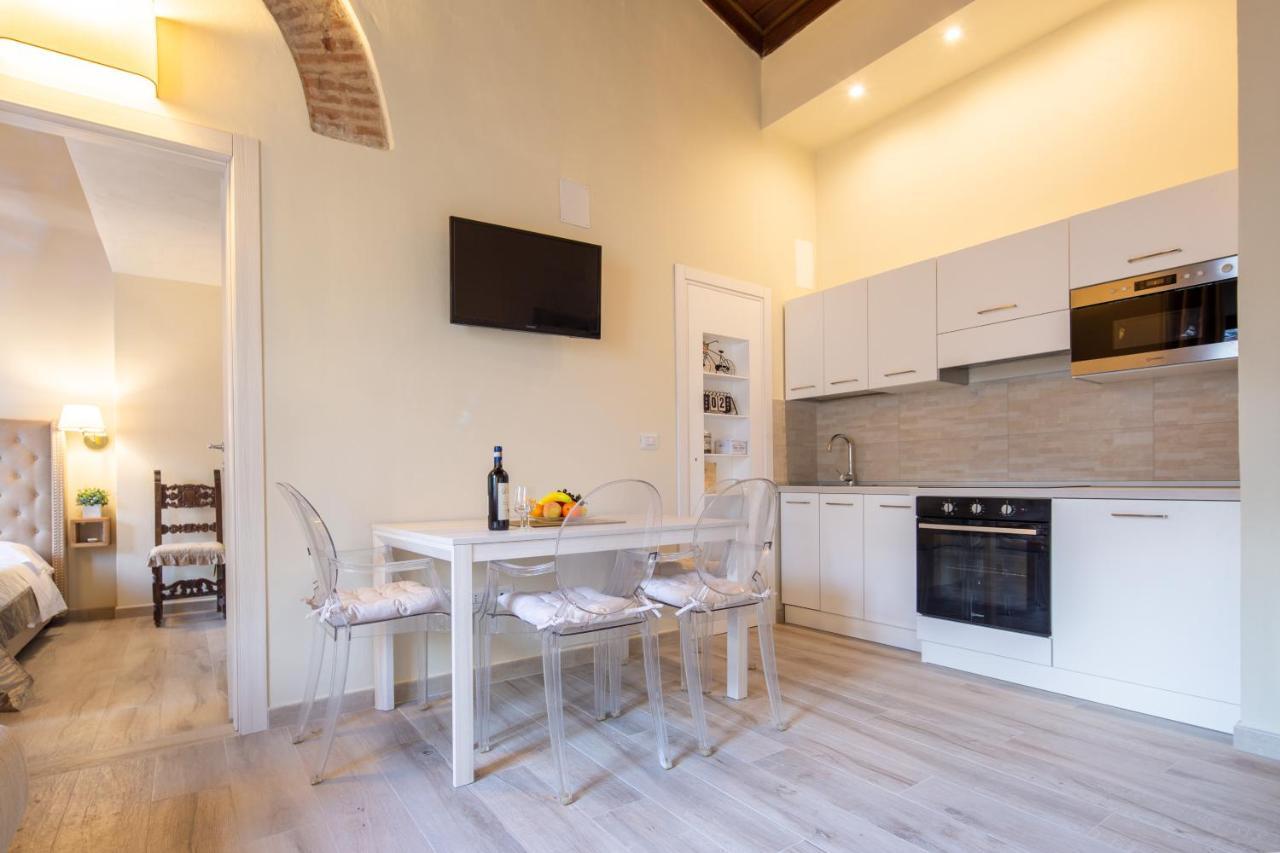 Duomo Apartments By Mmega Firenze Bagian luar foto
