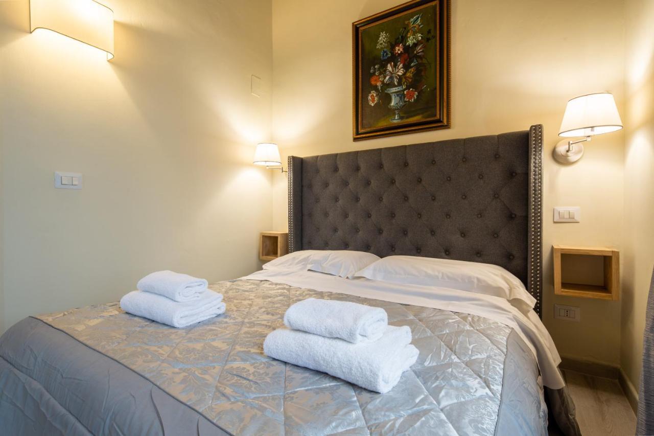 Duomo Apartments By Mmega Firenze Bagian luar foto